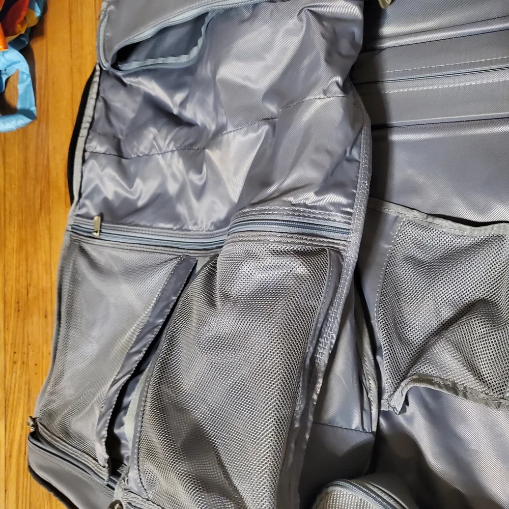 Brigs&Riley Sleek Black Men's Travel Luggage, Garment Bag Mens